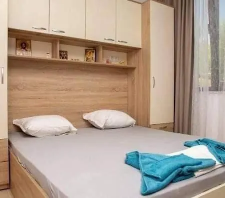 Green Life Beach 1 *